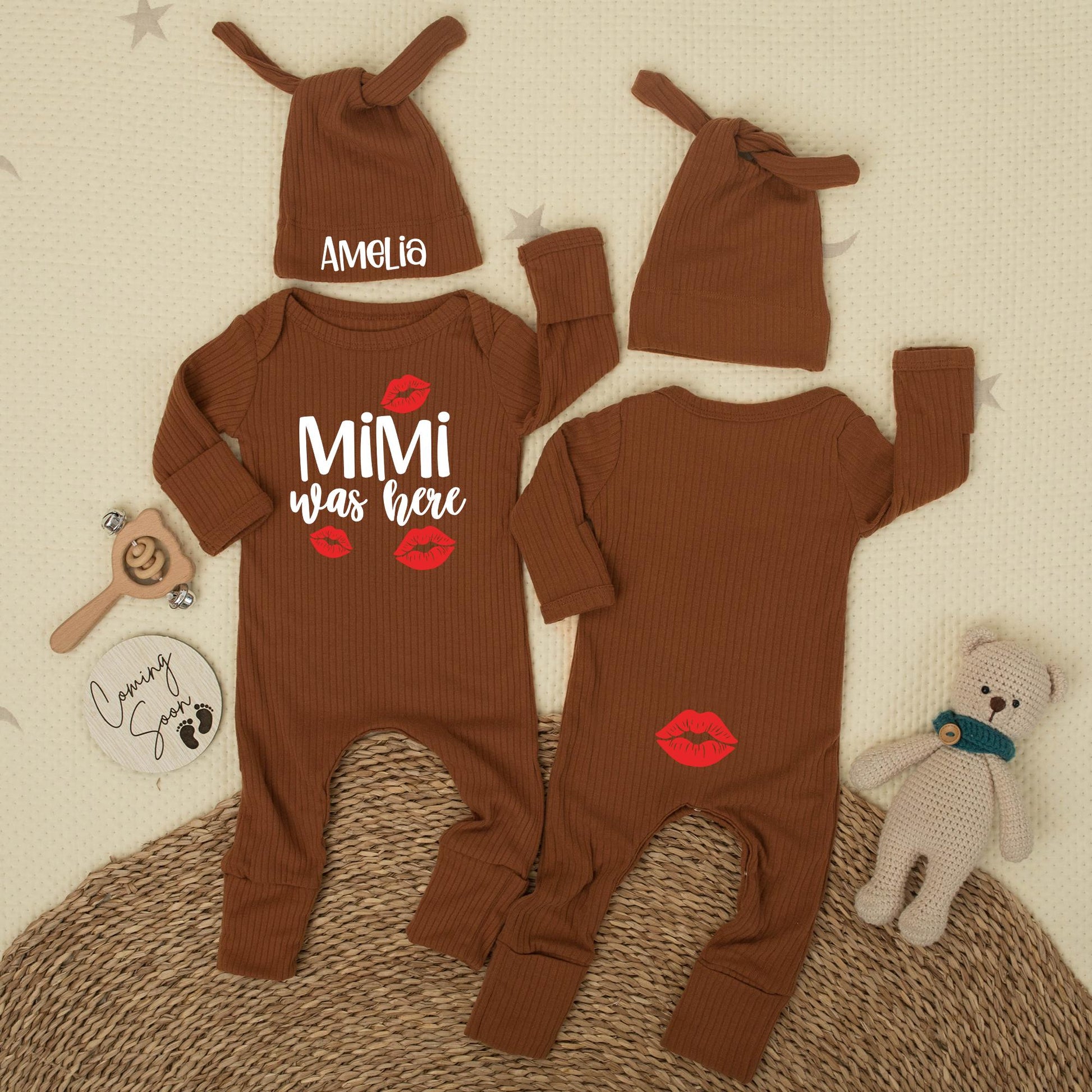 MiMi Was Here Baby Bodysuit with Red Lips, Cute Newborn Outfit Grandma Gift, Shower Present, Gender Neutral Baby Clothes Funny Bodysuit, Auntie Gift