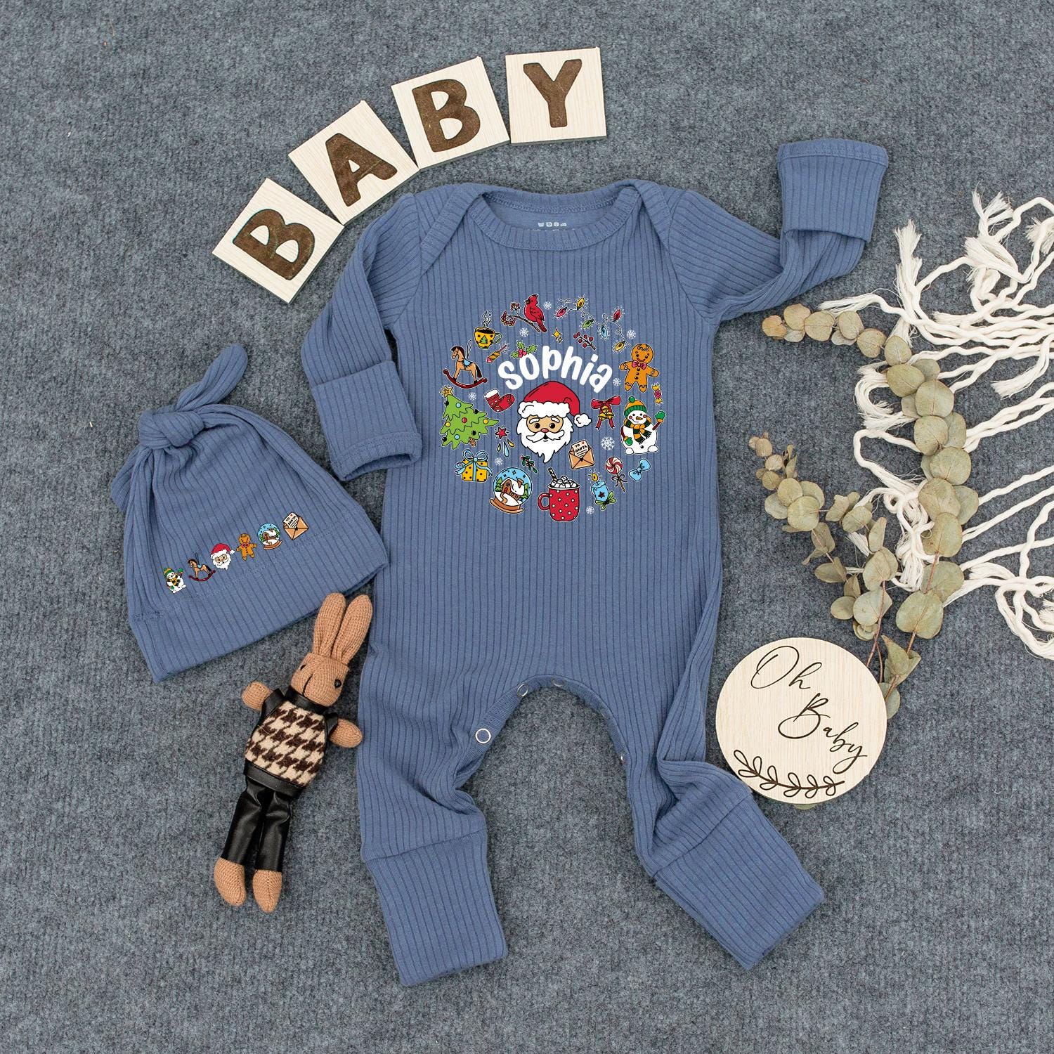 Cute Santa Claus Baby Bodysuit Personalized with Baby Name for a Magical First Christmas Outfit Holiday Newborn Gift Sleepsuit