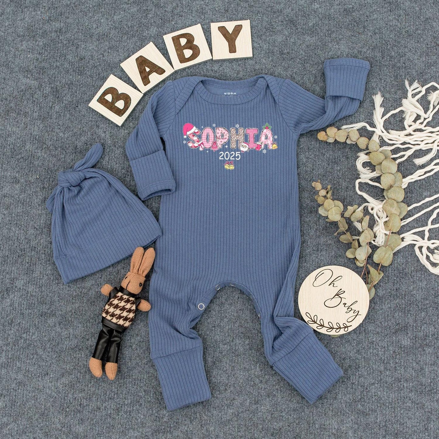 Personalized 2025 Baby Christmas Outfit, Custom Name Bodysuit & Hat Set, Holiday Gift for Baby Girl or Boy, Cute Xmas Clothes