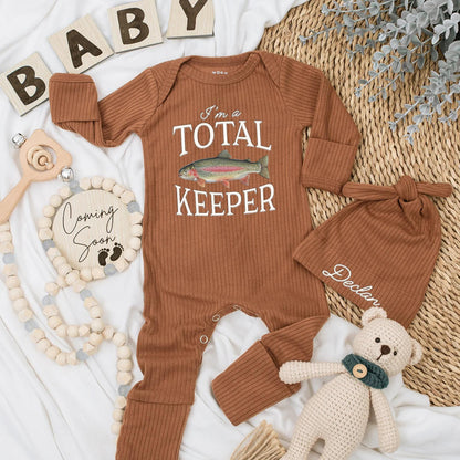 I'm a TOTAL KEEPER Fishing Baby Bodysuit Newborn Outfit Funny Fish Gift for Baby Boy or Girl