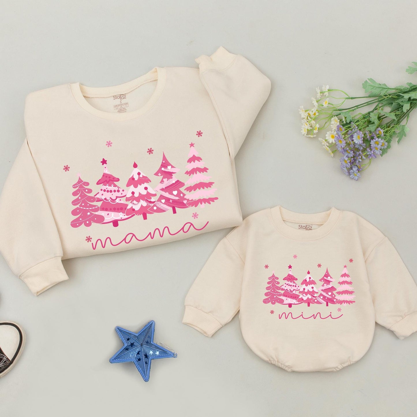 Retro Pink Christmas Tree Family Sweatshirt Matching Set, Dada Mama Mini Holiday Outfits, Whimsical Christmas Gift Romper, Comfy Soft Cotton 139