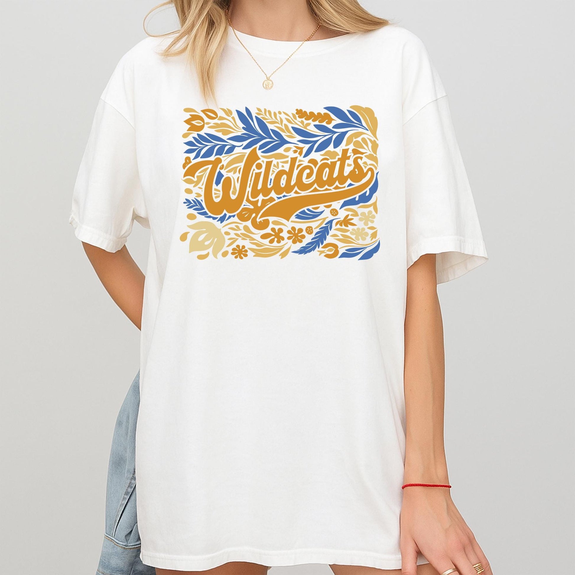 Wildcats Floral Mascot Shirt Custom Team Spirit Tee, Personalized School Colors Game Day Top, Cute Cursive Design, Football Cheer, Back to School Outfit (139)